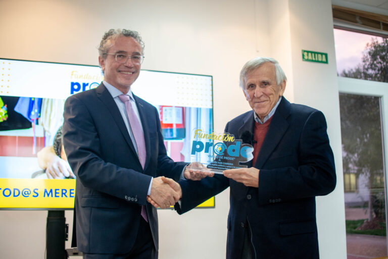 Joaquín Yun Cabrera, reconocido como Amigo de PRODE 2021