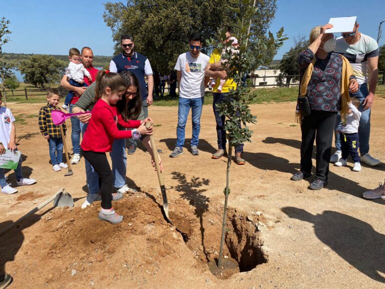 El Ayuntamiento de El Viso pone en marcha la segunda edición de la iniciativa ‘Un árbol, una vida’