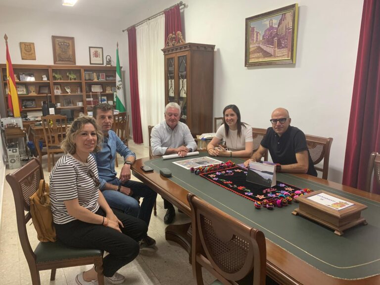 La Junta construirá una glorieta en la variante de Pedroche para solventar el acceso peatonal al cementerio