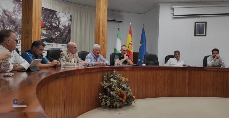 Los ayuntamientos ayudarán en el trámite para el transporte de agua para el ganado y se podrá utilizar el agua de cuatro embalses