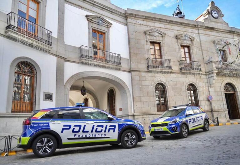 El Ayuntamiento de Pozoblanco adquiere dos nuevos vehículos para la Policía Local