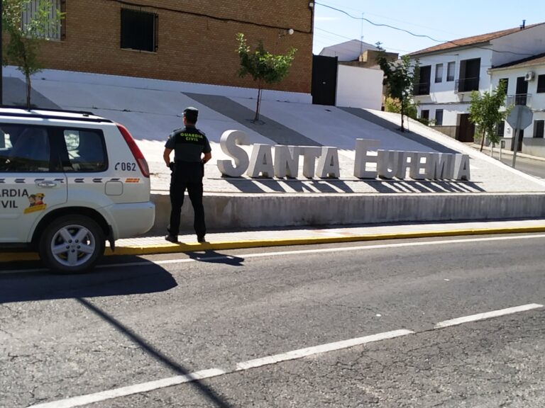 La Guardia Civil de Córdoba detiene en Badajoz, al presunto autor de 12 delitos de robo cometidos en segundas viviendas de Santa Eufemia