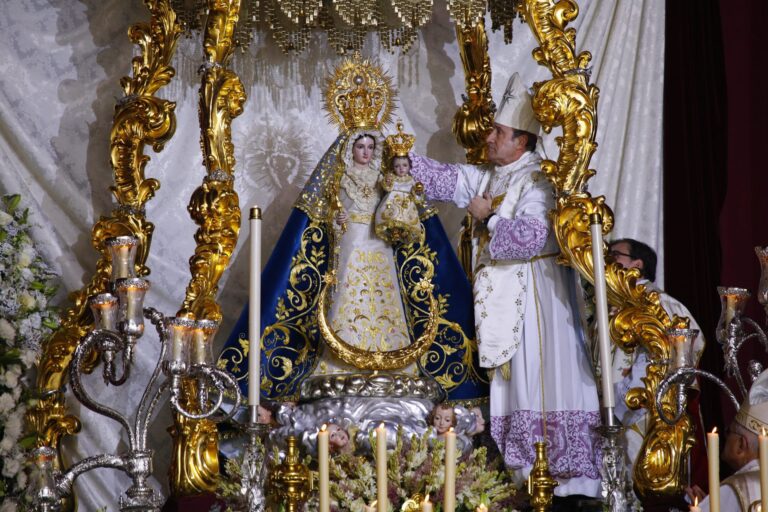 La Virgen de Luna recibe la Coronación Canónica en una jornada histórica