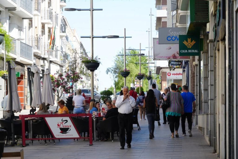 Pozoblanco vuelve a liderar la bajada del paro en Los Pedroches Pozoblanco vuelve a liderar la bajada del paro en Los Pedroches