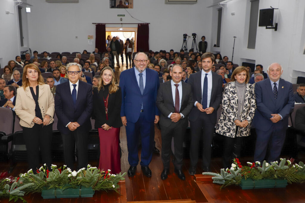 La Escuela de Minas de Belmez reconoce el apoyo y la colaboración histórica de la Diputación de Córdoba