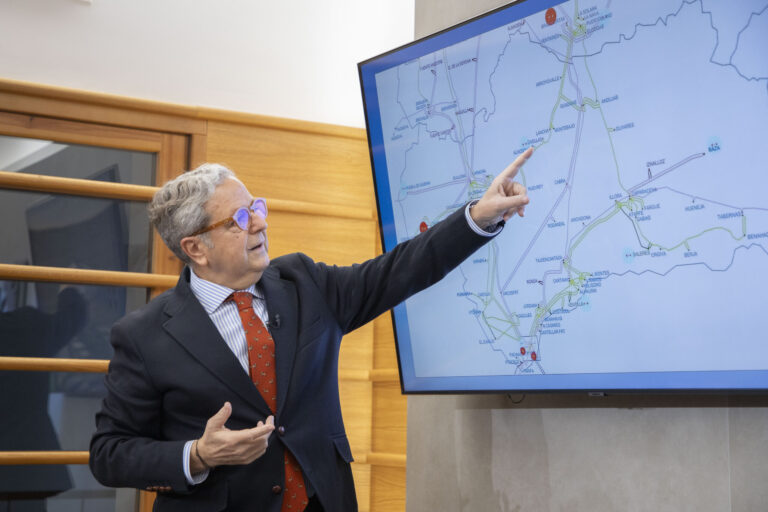 La Diputación presenta sus alegaciones a la planificación eléctrica del Gobierno y pide que se incorporen líneas clave para la zona norte