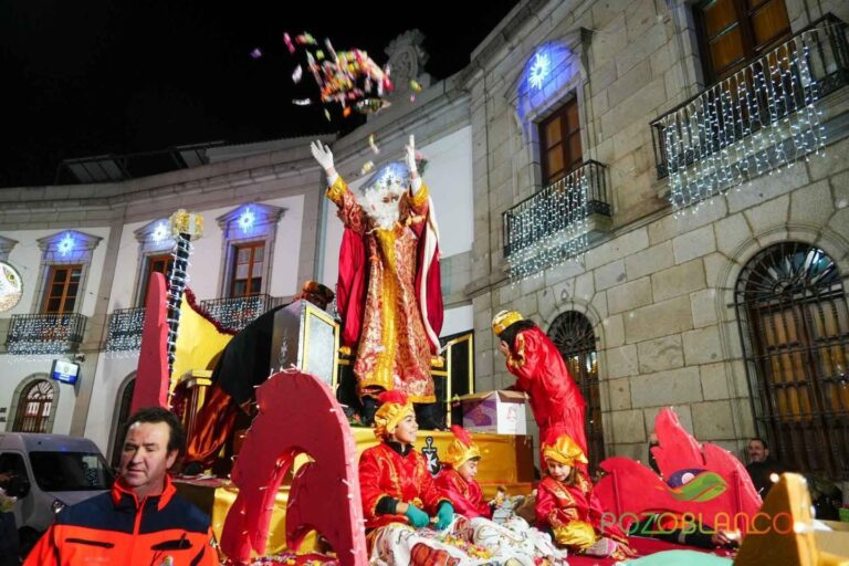 Pozoblanco vivirá con ilusión la Cabalgata de Reyes con más de 4.500 kilos de caramelos, 15.000 bolsas de snacks y más de 600 personas implicadas Pozoblanco vivirá con ilusión la Cabalgata de Reyes con más de 4.500 kilos de caramelos, 15.000 bolsas de snacks y más de 600 personas implicadas