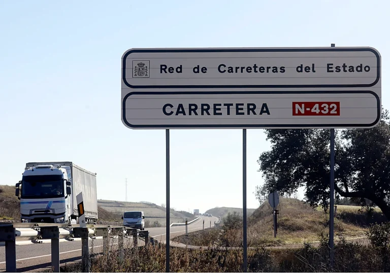 El PP de la Diputación de Córdoba reclama al Gobierno una solución urgente para la conversión de la N-432 en autovía El PP de la Diputación de Córdoba reclama al Gobierno una solución urgente para la conversión de la N-432 en autovía