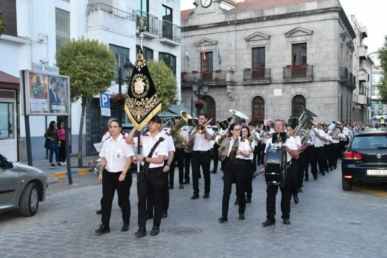 La Banda Municipal de Música de Pozoblanco publica un disco digital con marchas de Semana Santa pozoalbenses a piano