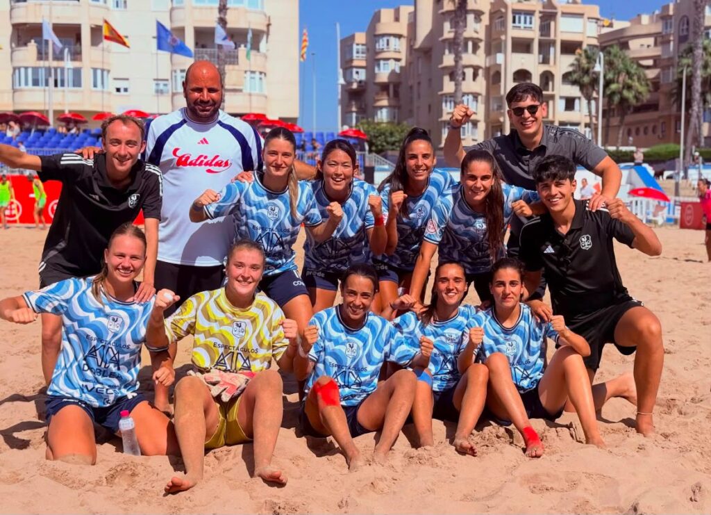 El CD Pozoalbense, subcampeón de España tras una temporada histórica en la Liga Nacional de Fútbol Playa