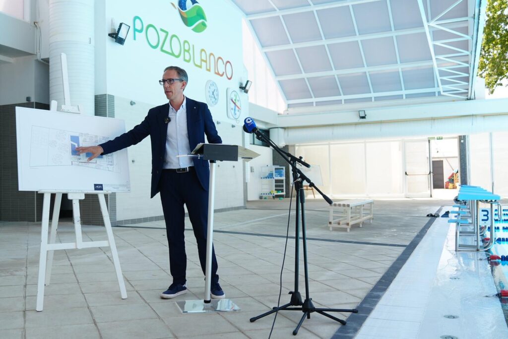 El alcalde de Pozoblanco anuncia la gran reforma de la piscina municipal con más de 1 millón de euros de inversión y con el objetivo de dar servicio a todos los públicos 