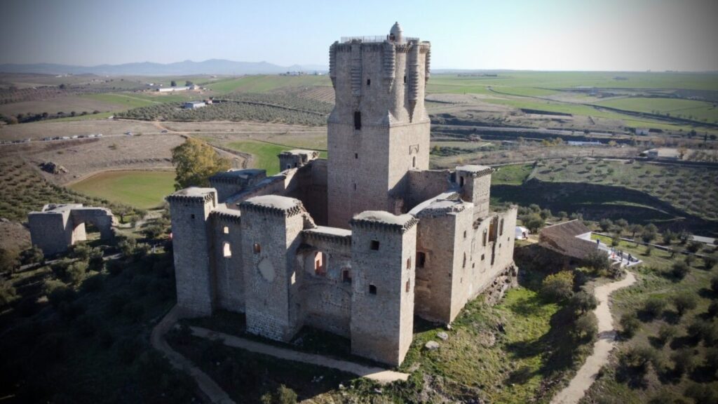 La Junta adjudica las concesiones para el aprovechamiento agropecuario en Medina Azahara y el Castillo de Belalcázar