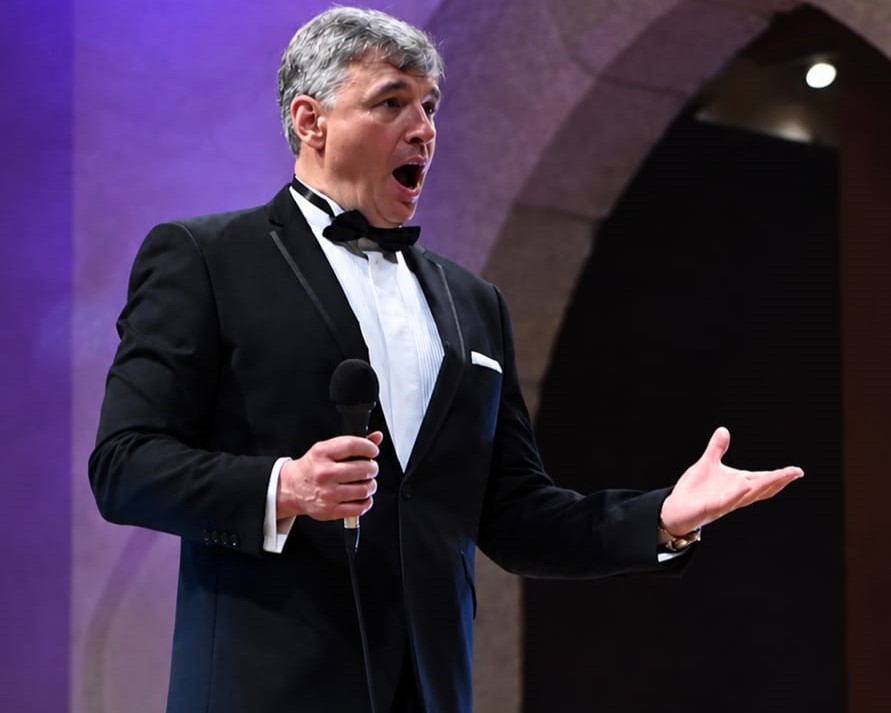 El tenor al que buscan los pájaros